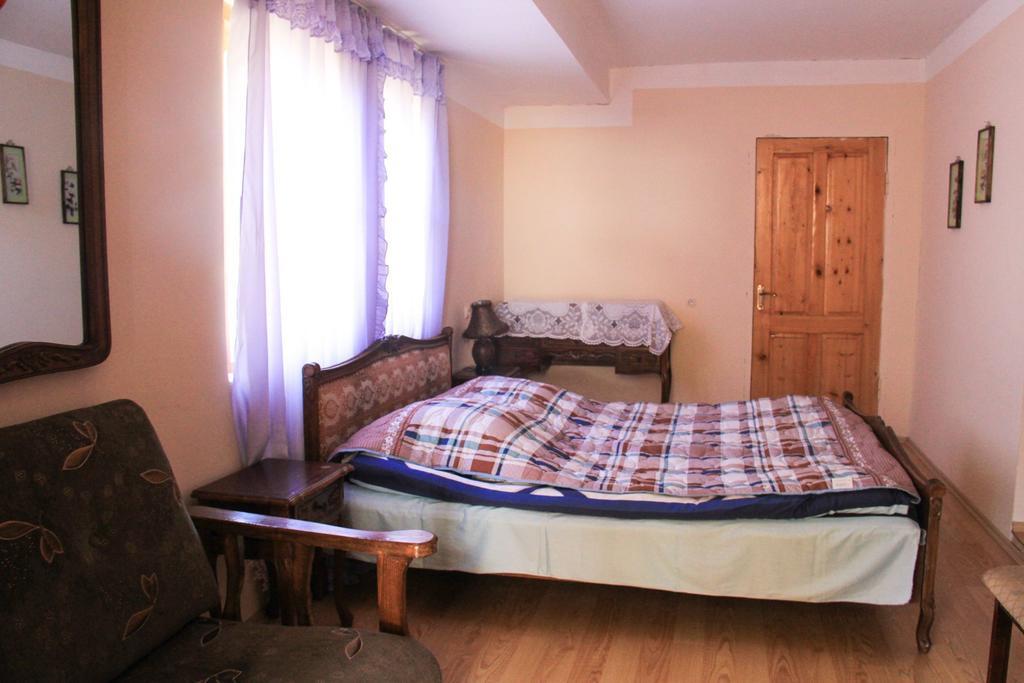 Dodo Japaridze Guesthouse Mestia Oda fotoğraf