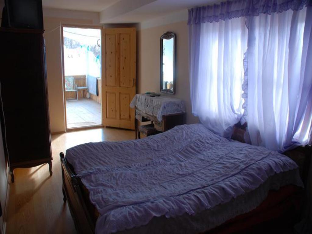 Dodo Japaridze Guesthouse Mestia Oda fotoğraf